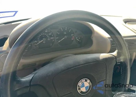 1997 BMW Z3 1.9 z USA, uszkodzony, nr VIN 4USCH7328VLB79810